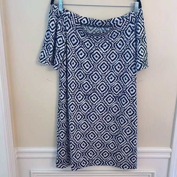 Escapade Living Strapless Dress - Picture 3 of 5